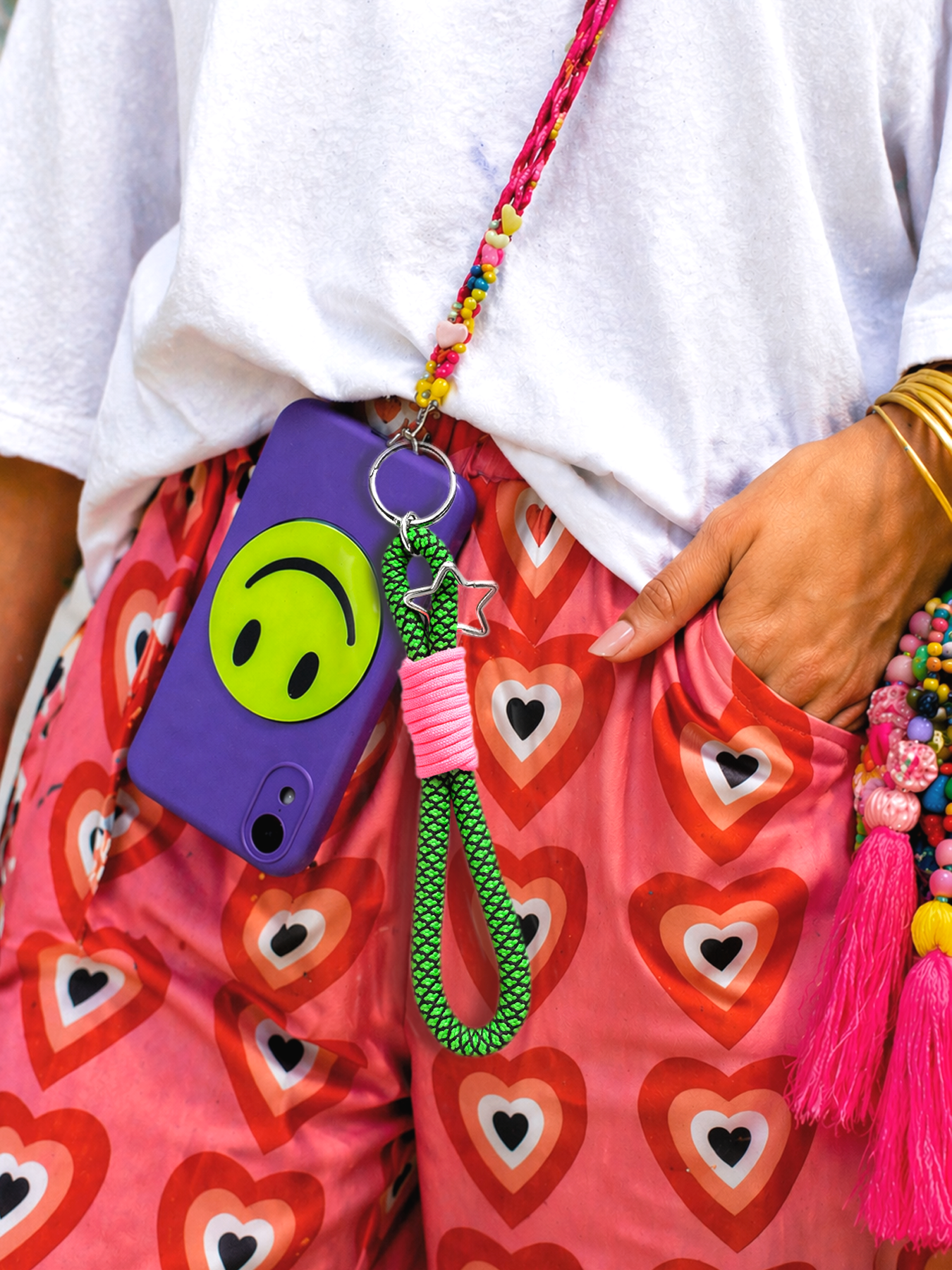 Neon Paracord Çanta Charmı, Anahtarlık, Clutch Bilek Askısı 20cm –Kirpiwork Maximal Boho Koleksiyonu - Görsel 4